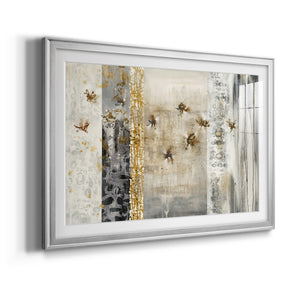 FarFalla Luster - Modern Framed Art Print