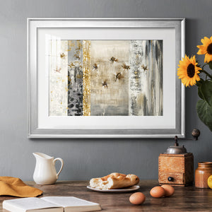 FarFalla Luster - Modern Framed Art Print