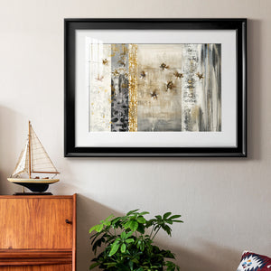 FarFalla Luster - Modern Framed Art Print