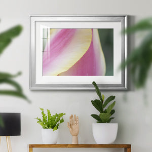Delicate - Modern Framed Art Print