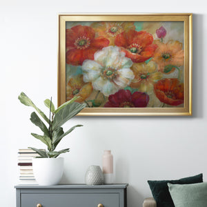 Poppycentric - Modern Framed Canvas Print