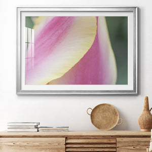 Delicate - Modern Framed Art Print