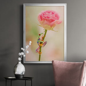 Hanging On II Premium Framed Print - Ready to Hang